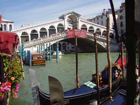 Ponte di rialto- Guida di Venezia Ponte di Rialto - Monumenti di Venezia Ponte di Rialto